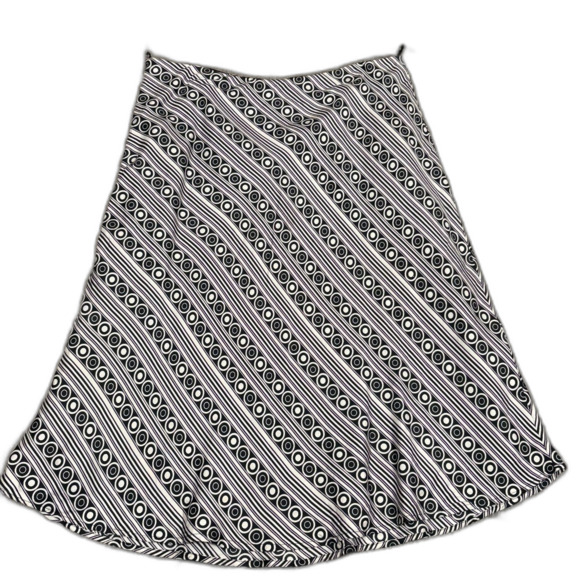 White House Black Market Silk Knee Length Swing Skirt Geometric Print Size 6 - Picture 1 of 4
